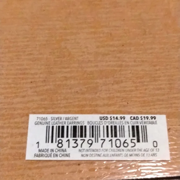 Silver Teardrop Dangle Earrings- Leather - Amanda Blue - Picture 6 of 8